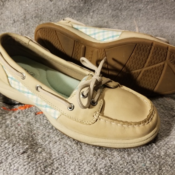 Sperry Shoes - Sperry loafers womens size 6 CUTE